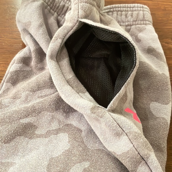 Under armour sweat pants - Picture 5 of 5